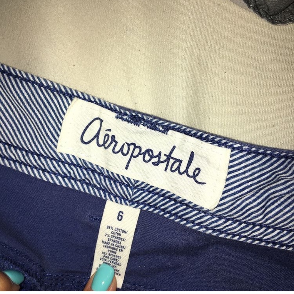 Shorts - Picture 3 of 3